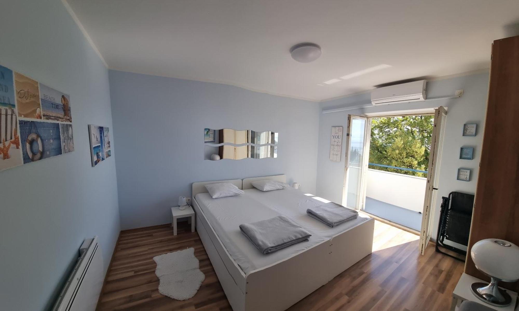 Apartment With Direct Sea View, Free Parking And Close To Beaches And Promenade Lovran Luaran gambar