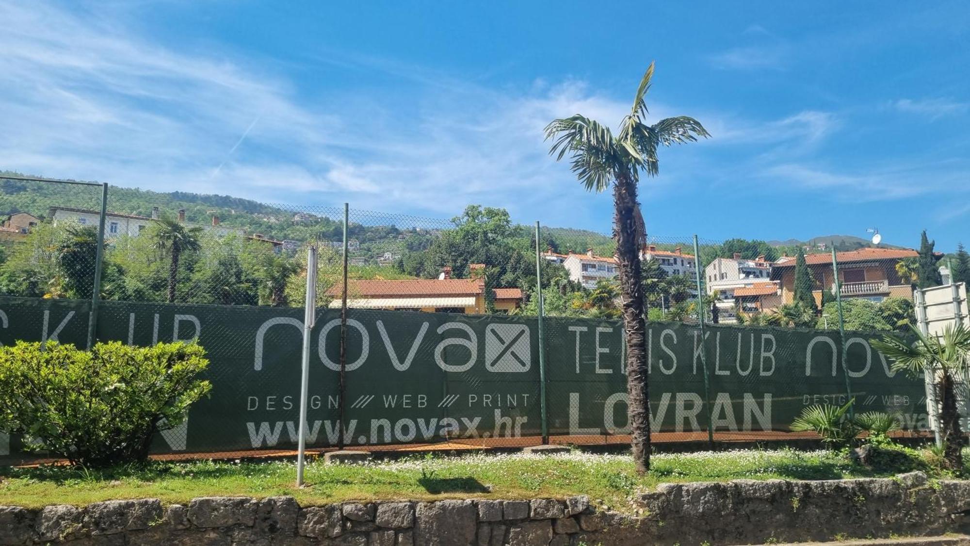 Apartment With Direct Sea View, Free Parking And Close To Beaches And Promenade Lovran Luaran gambar