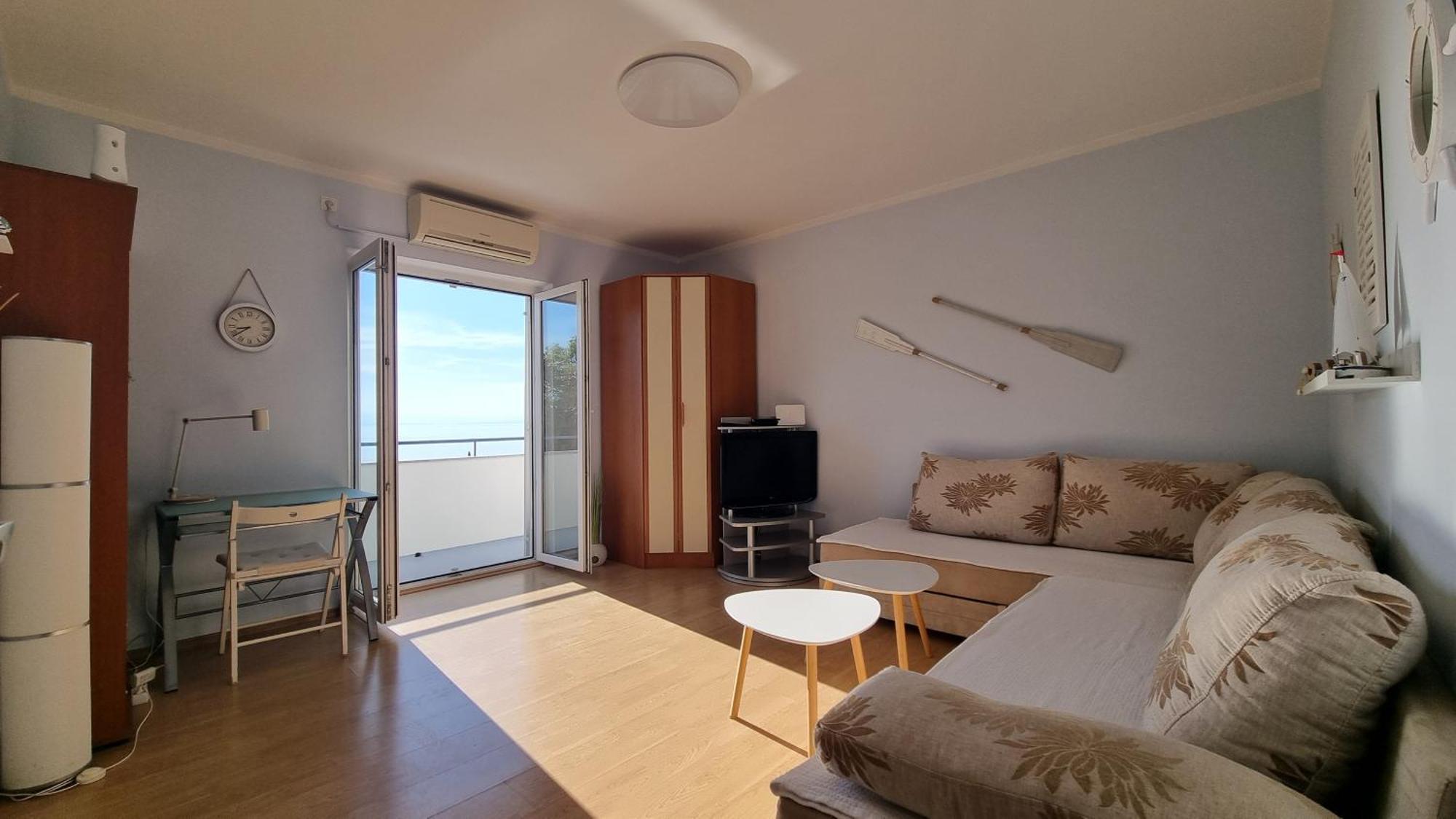 Apartment With Direct Sea View, Free Parking And Close To Beaches And Promenade Lovran Luaran gambar