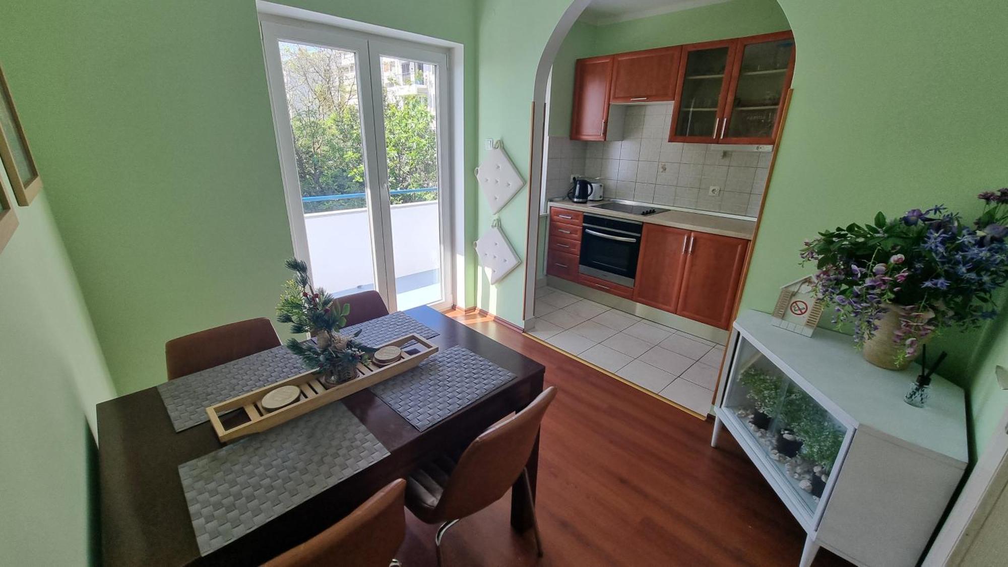Apartment With Direct Sea View, Free Parking And Close To Beaches And Promenade Lovran Luaran gambar