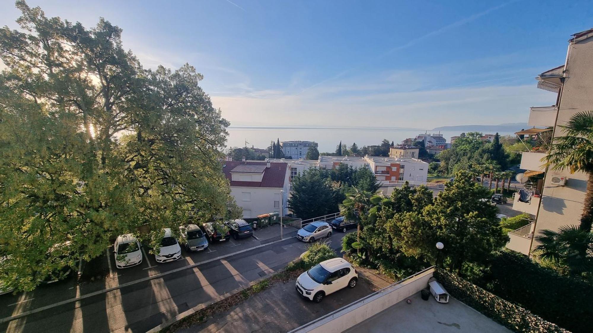 Apartment With Direct Sea View, Free Parking And Close To Beaches And Promenade Lovran Luaran gambar